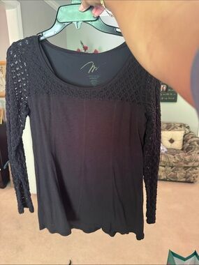 Mudd Black Crochet-Yoke Long Sleeve Scoop Neck Top